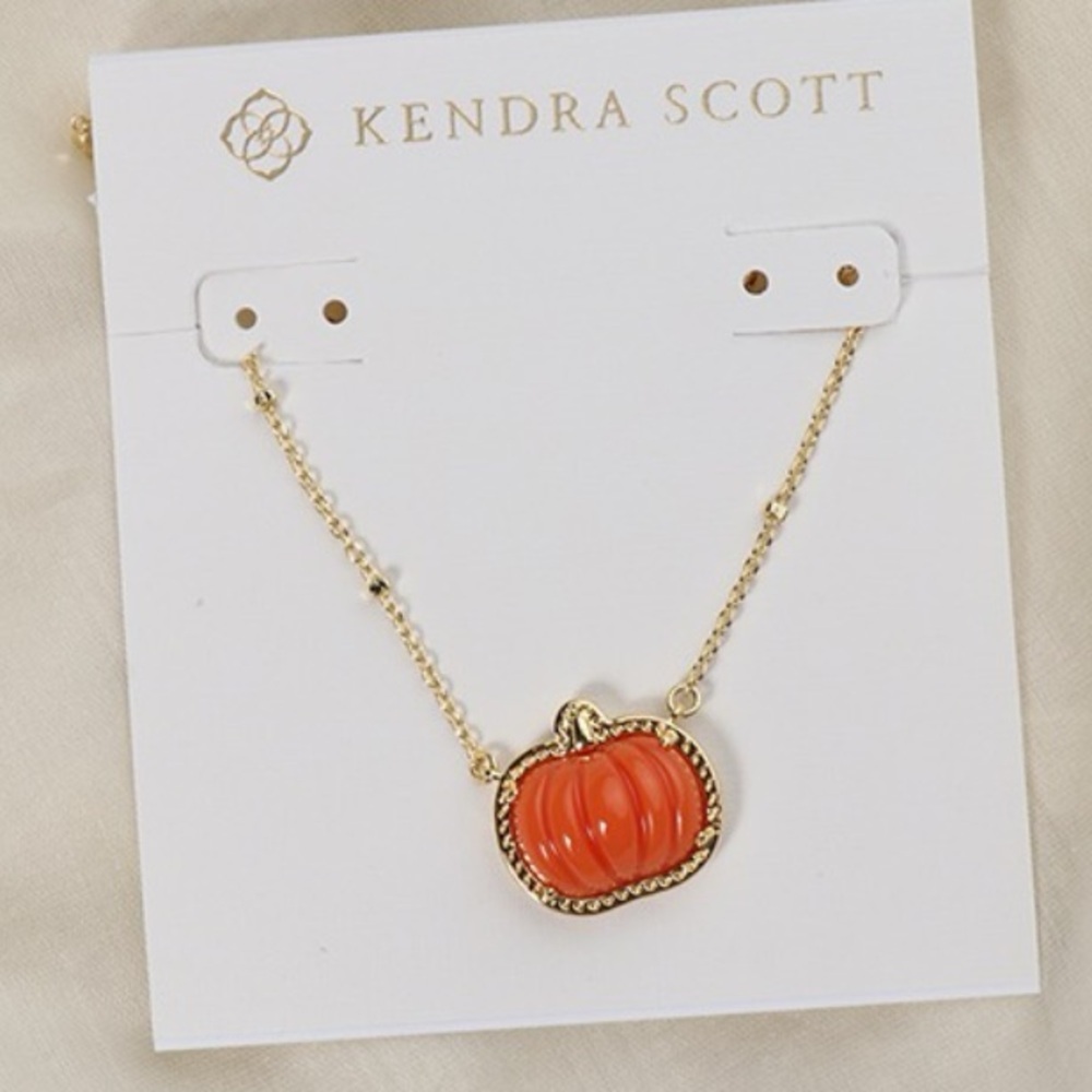KENDRA SCOTT Autumn Fall Orange 14k Gold Pumpkin Jack-o-Lantern Necklace NEW NWT - Picture 2 of 5